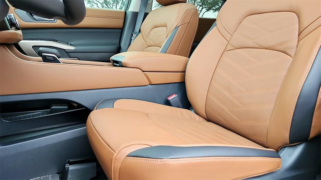 new 2025 Nissan Pathfinder car, priced at $45,290