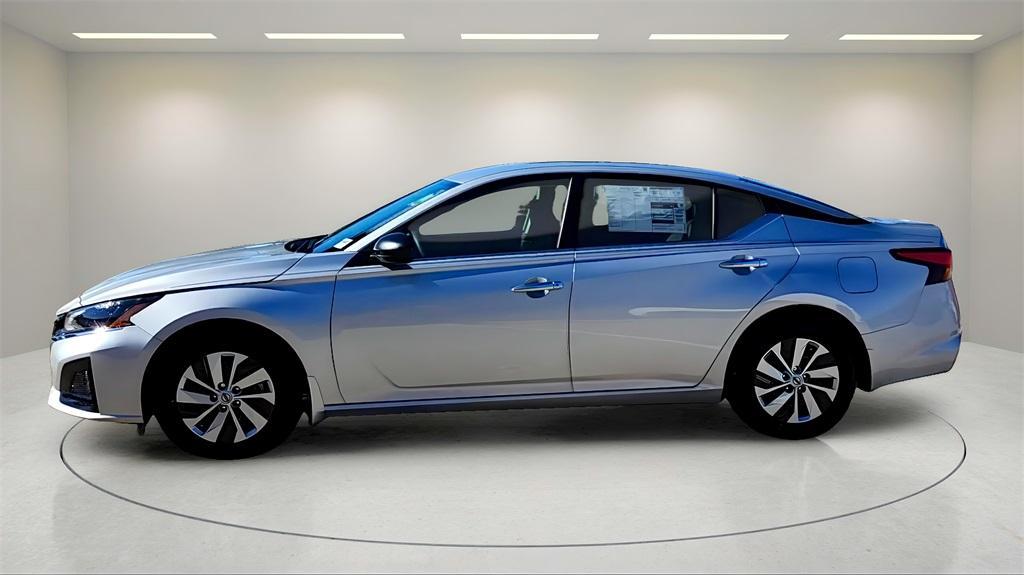 new 2025 Nissan Altima car, priced at $25,789