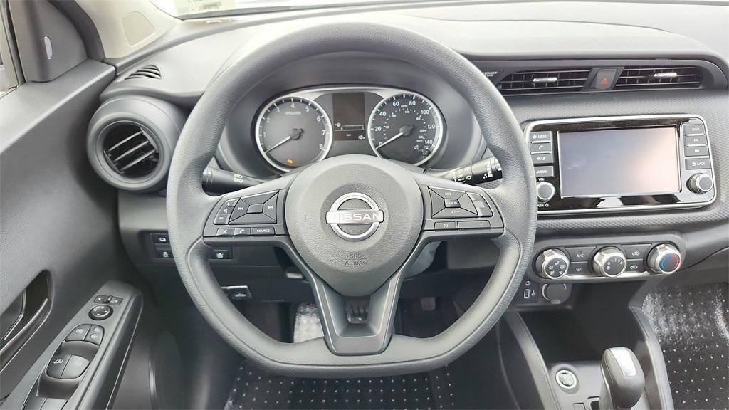 new 2025 Nissan Kicks Play car, priced at $22,857