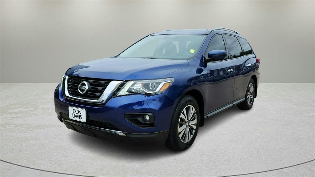 used 2017 Nissan Pathfinder car, priced at $17,432