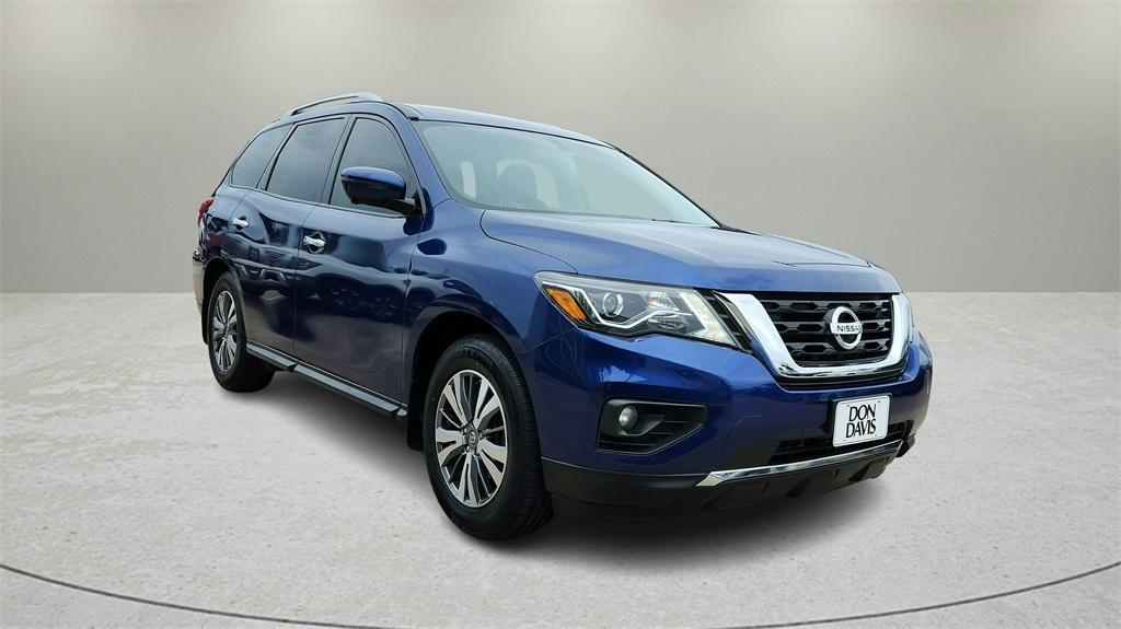 used 2017 Nissan Pathfinder car, priced at $17,432