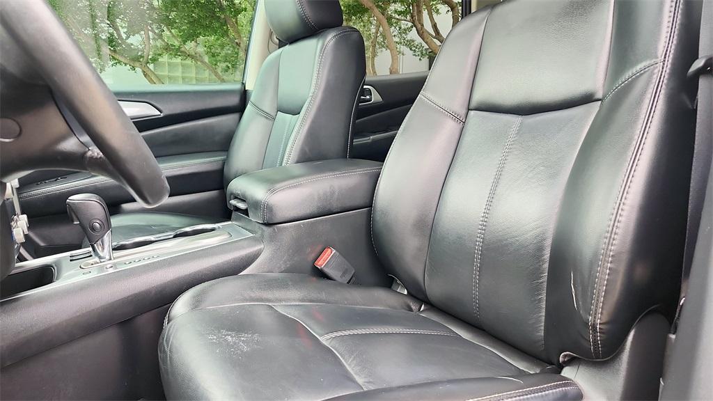 used 2017 Nissan Pathfinder car, priced at $17,432