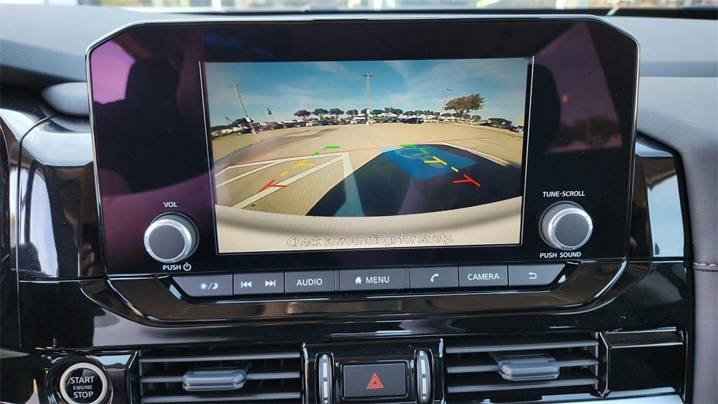 new 2025 Nissan Pathfinder car, priced at $38,876