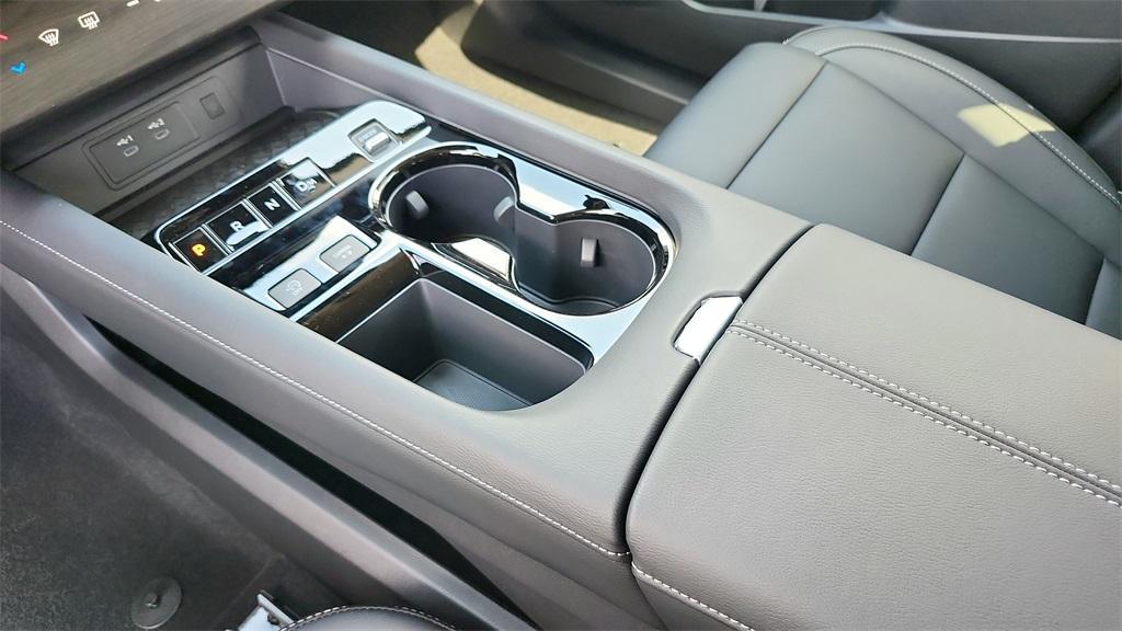 new 2025 Nissan Murano car, priced at $40,197