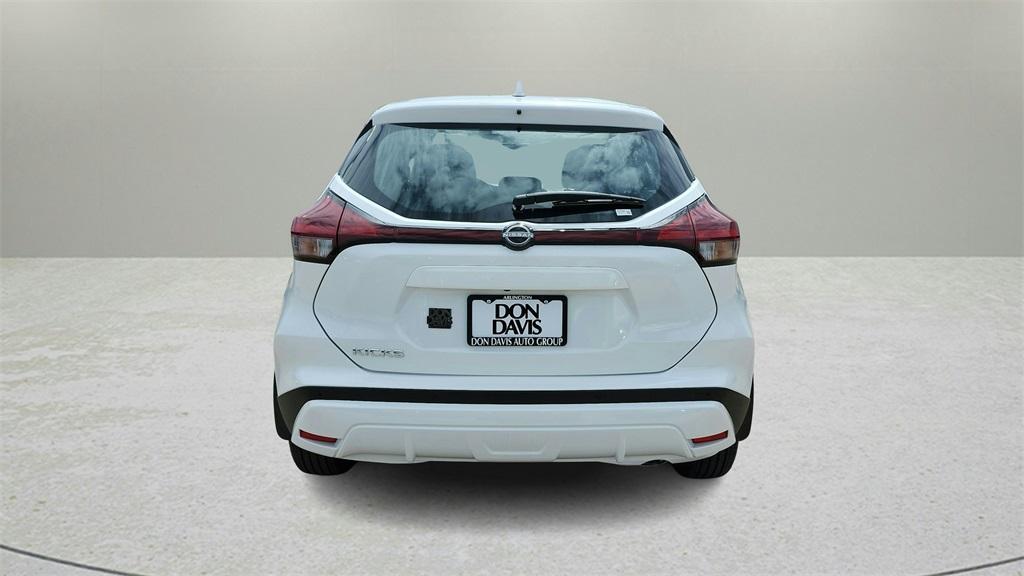 new 2025 Nissan Kicks car, priced at $23,179