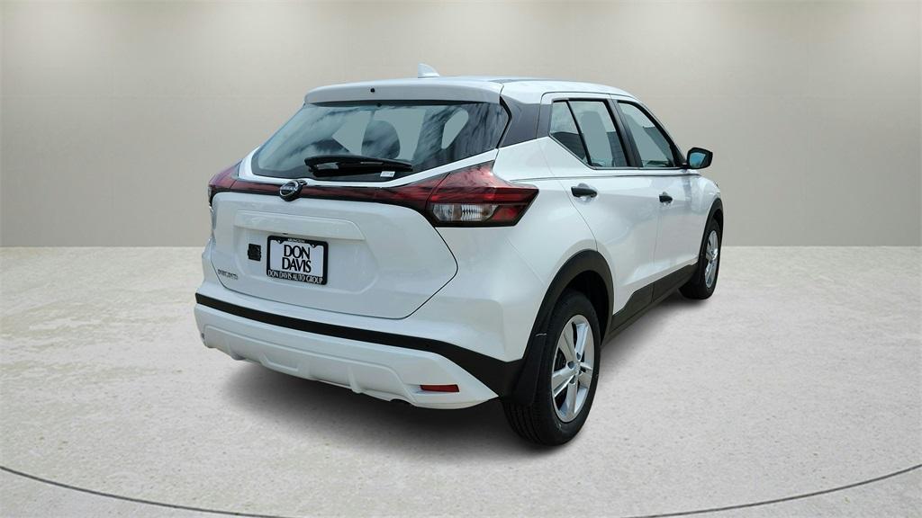 new 2025 Nissan Kicks car, priced at $23,179