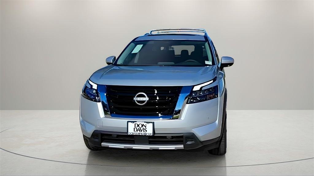 new 2025 Nissan Pathfinder car, priced at $38,436