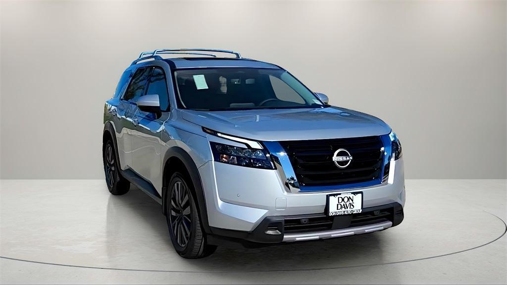 new 2025 Nissan Pathfinder car, priced at $38,436