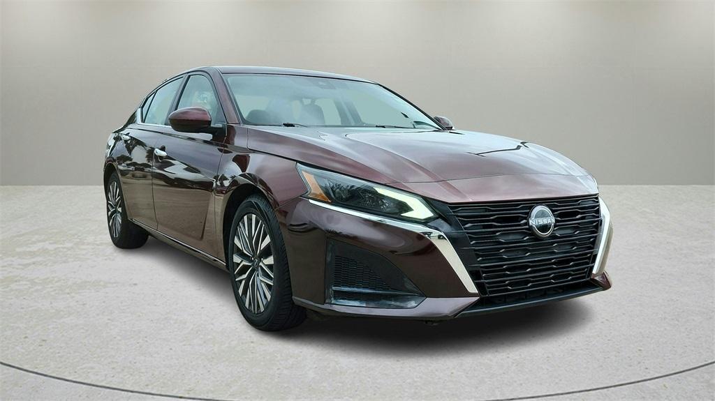 used 2023 Nissan Altima car, priced at $19,205