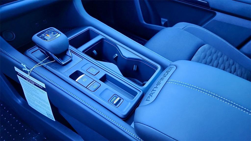 new 2025 Nissan Pathfinder car, priced at $35,193
