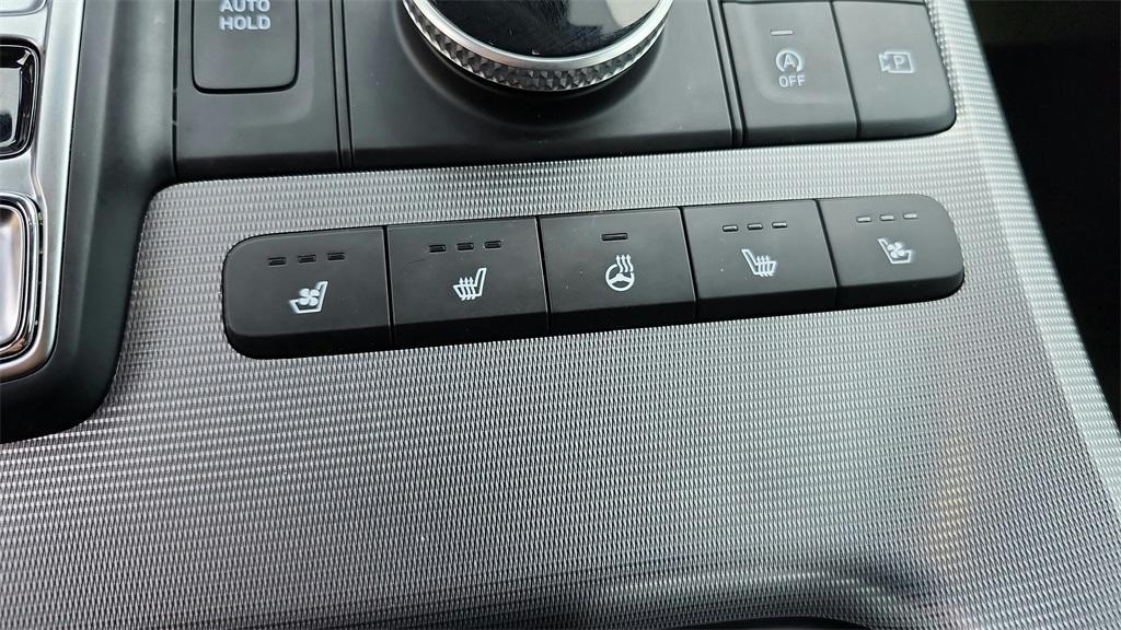 used 2024 Hyundai Palisade car, priced at $39,355