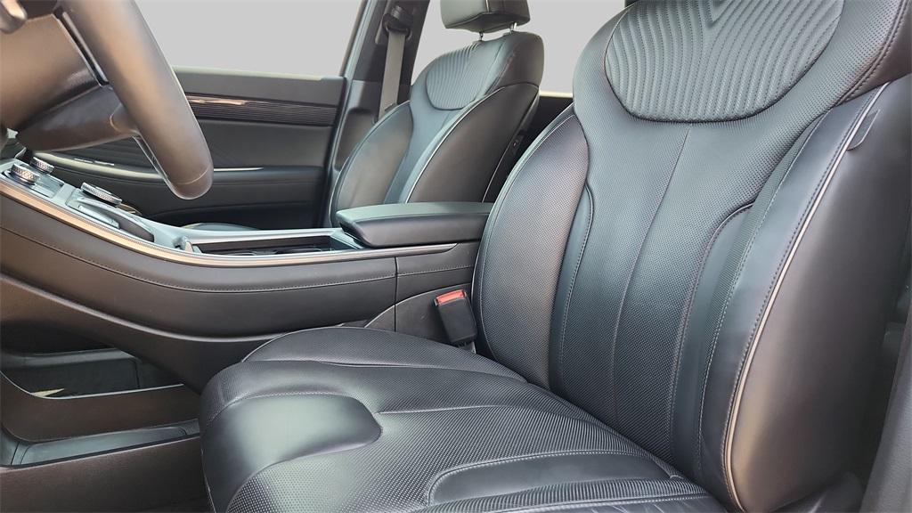 used 2024 Hyundai Palisade car, priced at $39,355