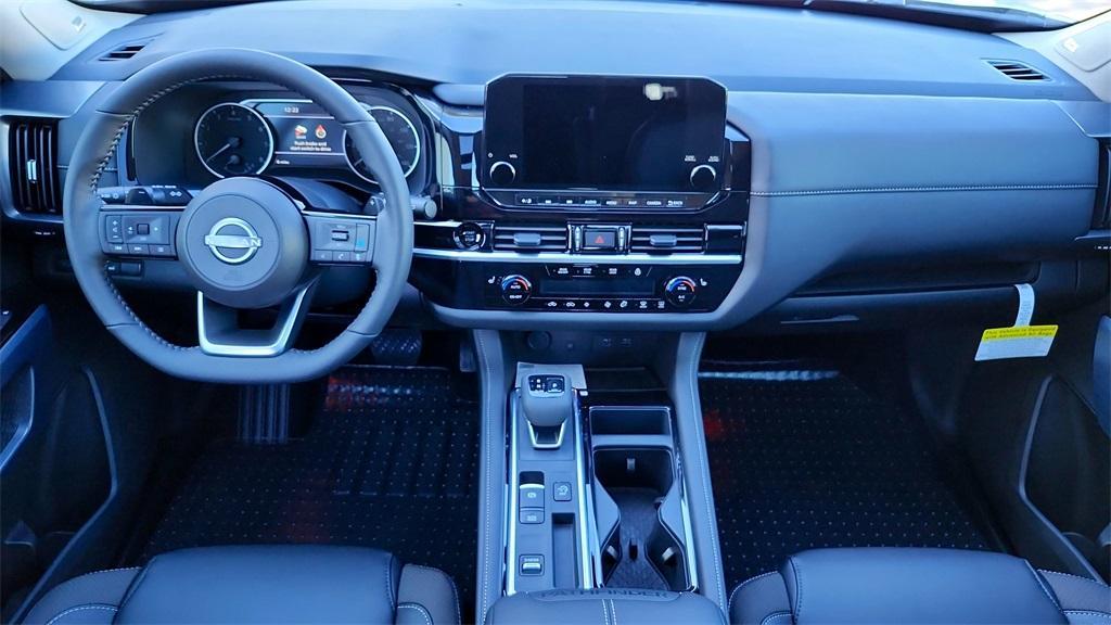 new 2025 Nissan Pathfinder car, priced at $41,116