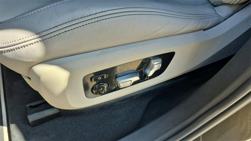 used 2022 BMW X6 M car, priced at $74,547