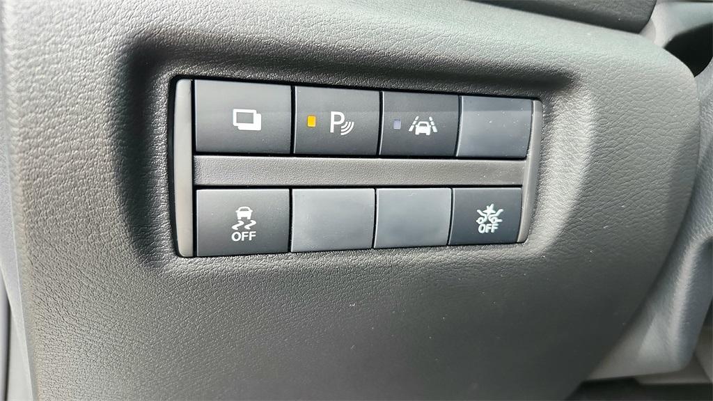 new 2025 Nissan Versa car, priced at $20,338