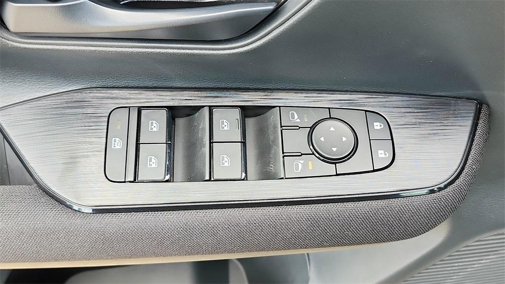 new 2026 Nissan Kicks car, priced at $24,157