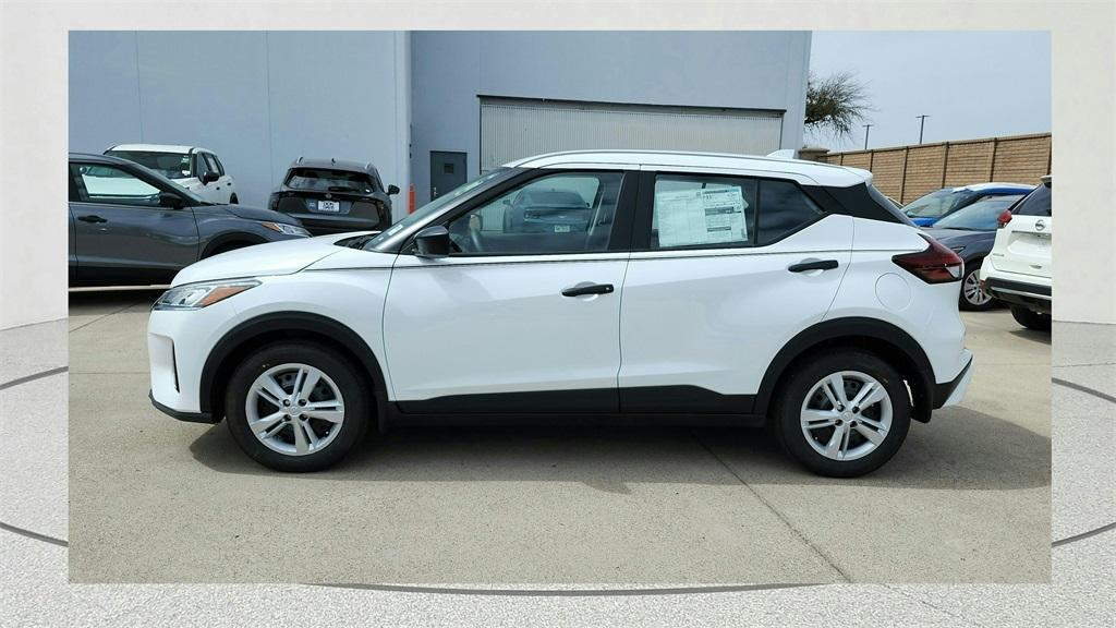 new 2025 Nissan Kicks Play car, priced at $19,857