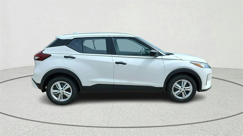 new 2025 Nissan Kicks Play car, priced at $19,857
