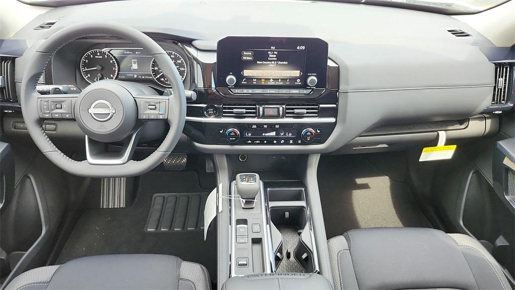 new 2025 Nissan Pathfinder car, priced at $39,414