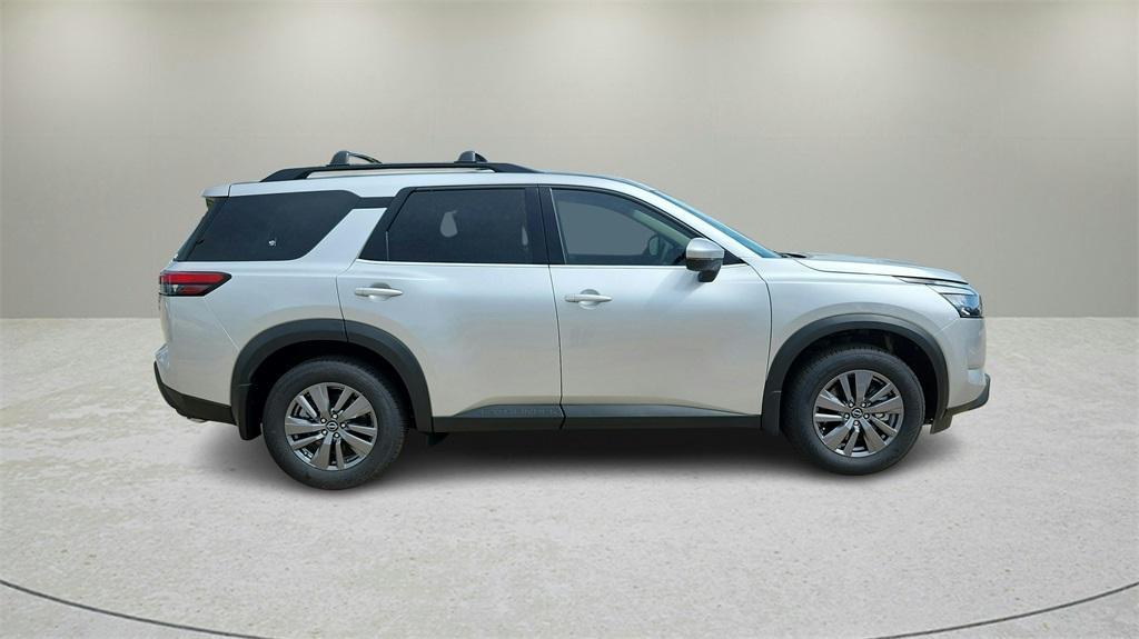 new 2025 Nissan Pathfinder car, priced at $39,414
