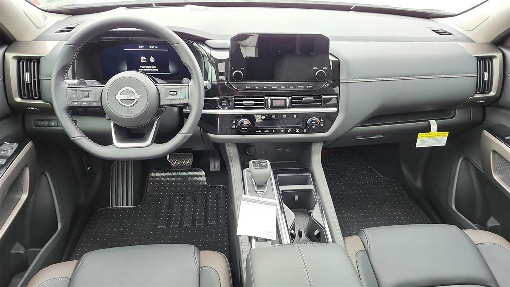 new 2025 Nissan Pathfinder car, priced at $48,261