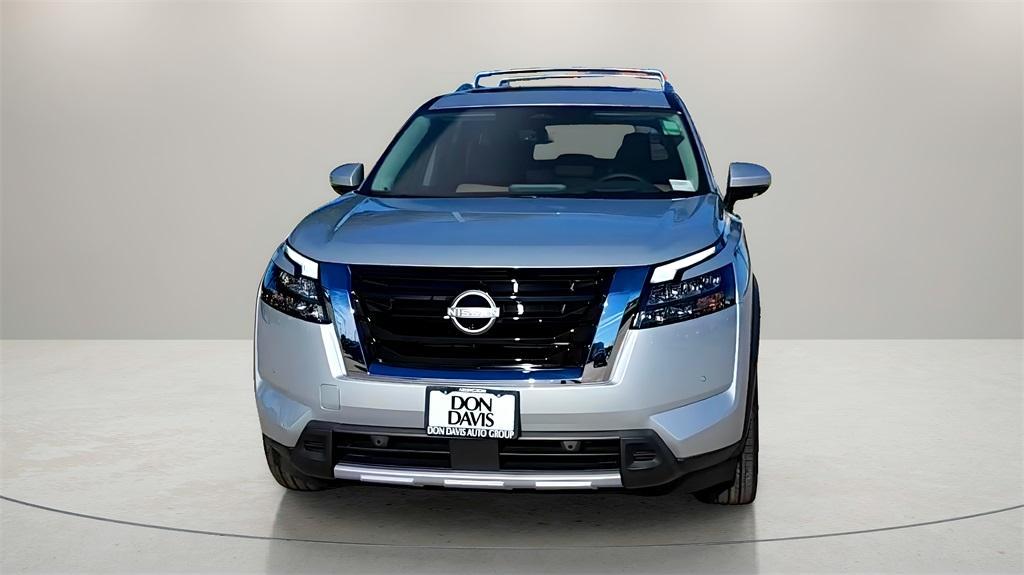 new 2025 Nissan Pathfinder car, priced at $48,261