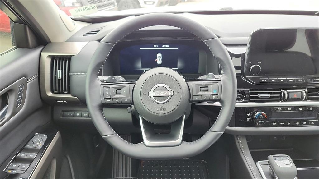 new 2025 Nissan Pathfinder car, priced at $48,261