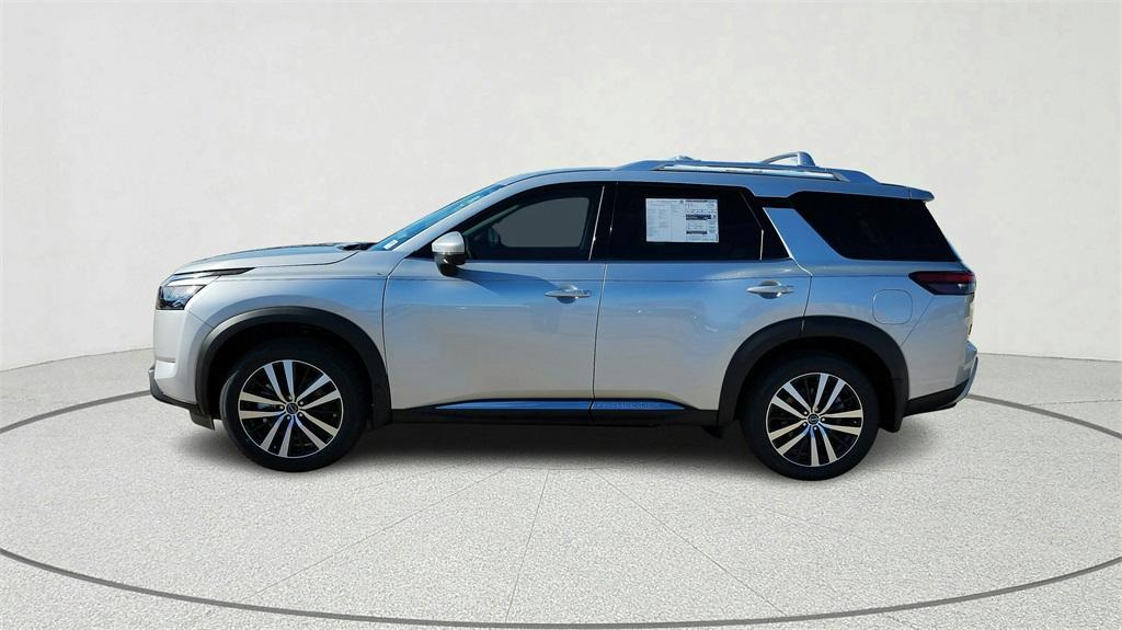 new 2025 Nissan Pathfinder car, priced at $46,461