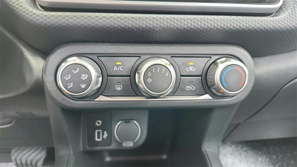 new 2025 Nissan Kicks Play car, priced at $20,242
