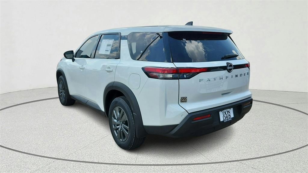 new 2025 Nissan Pathfinder car, priced at $33,536
