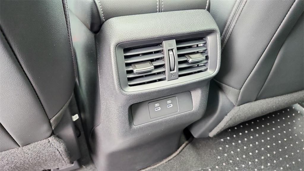 new 2025 Nissan Murano car, priced at $44,926