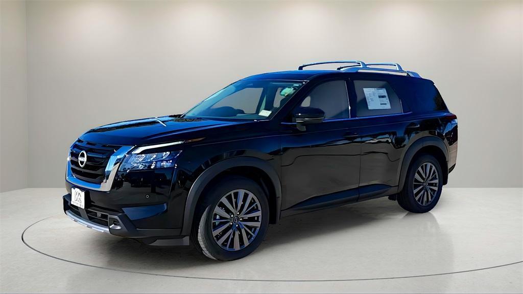 new 2025 Nissan Pathfinder car, priced at $43,585