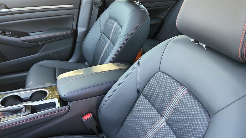 new 2025 Nissan Altima car, priced at $27,029