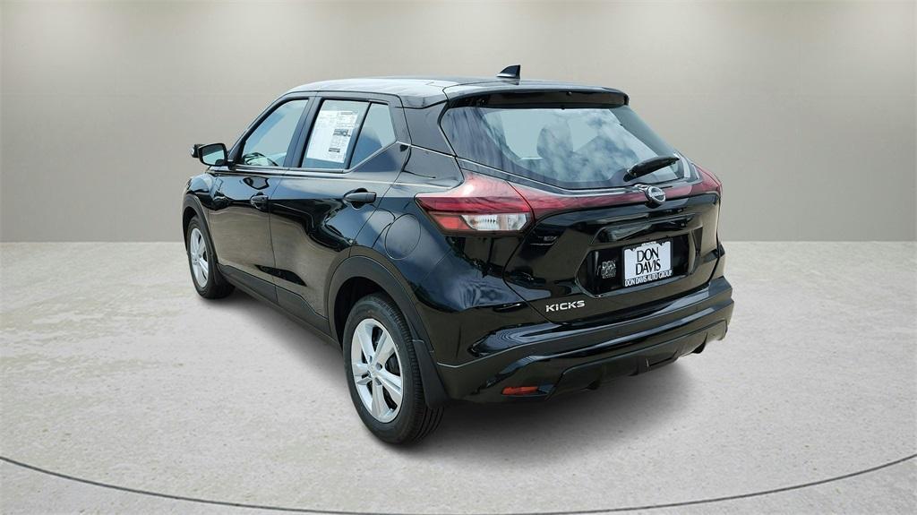 new 2025 Nissan Kicks car, priced at $23,179