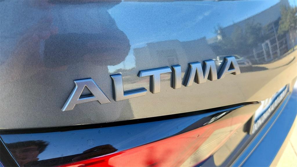 new 2025 Nissan Altima car, priced at $27,135