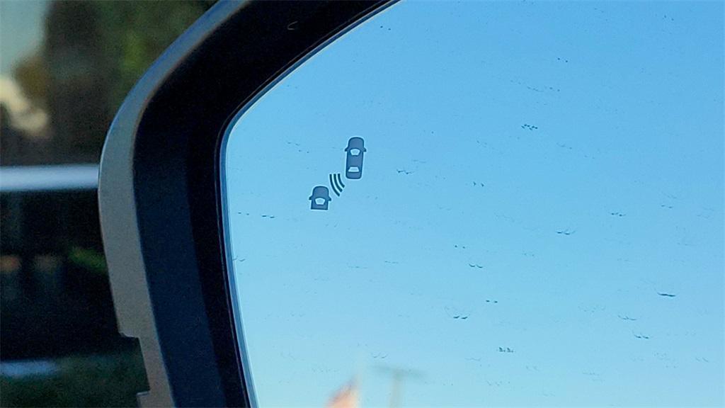 new 2025 Nissan Pathfinder car, priced at $35,866