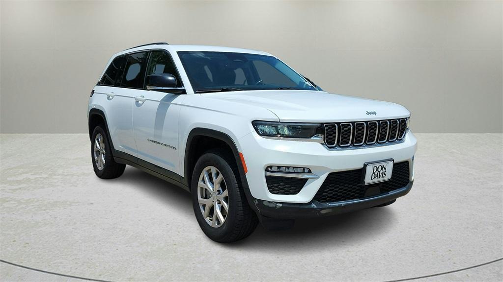 used 2022 Jeep Grand Cherokee car, priced at $26,956