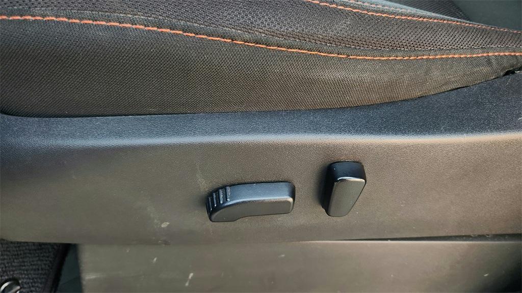 used 2023 Nissan Frontier car