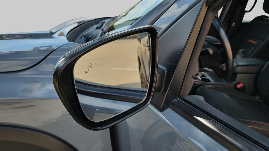 used 2023 Nissan Frontier car