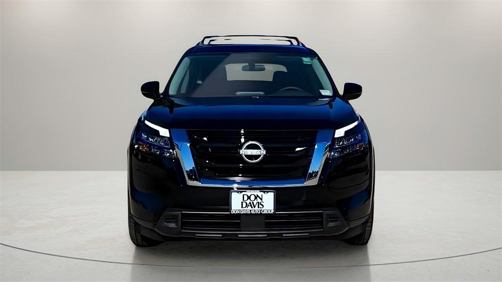 new 2025 Nissan Pathfinder car, priced at $35,866