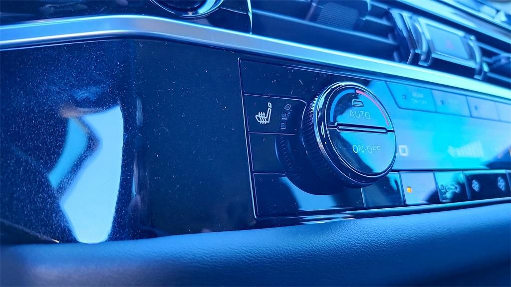 new 2025 Nissan Pathfinder car, priced at $35,866