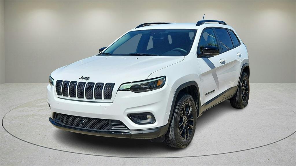 used 2023 Jeep Cherokee car, priced at $24,427