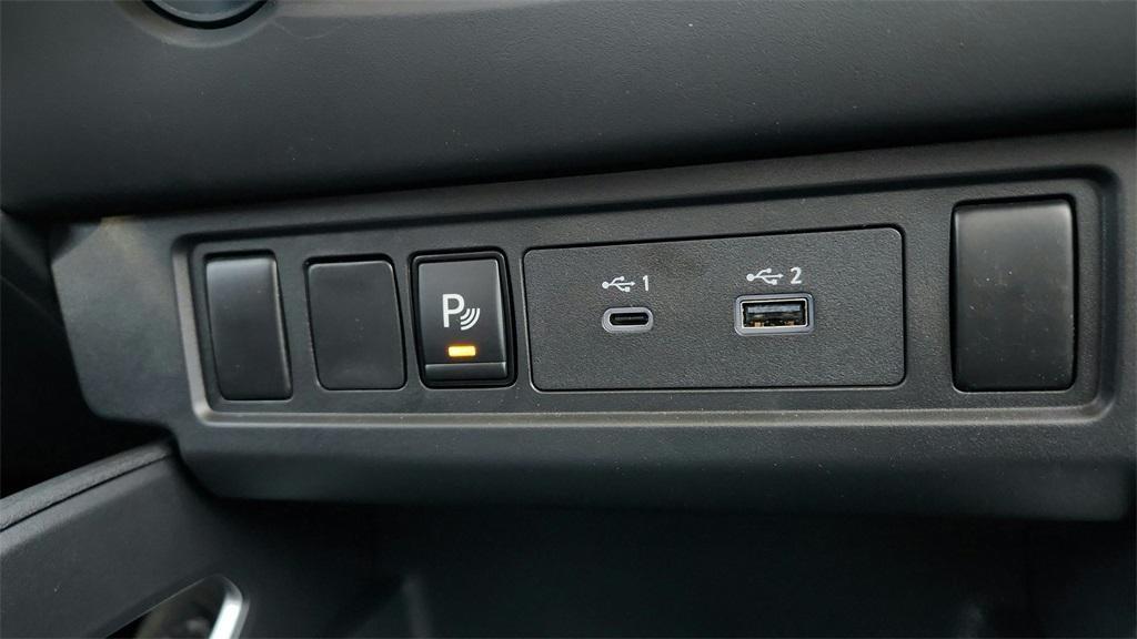 new 2025 Nissan Frontier car, priced at $46,807