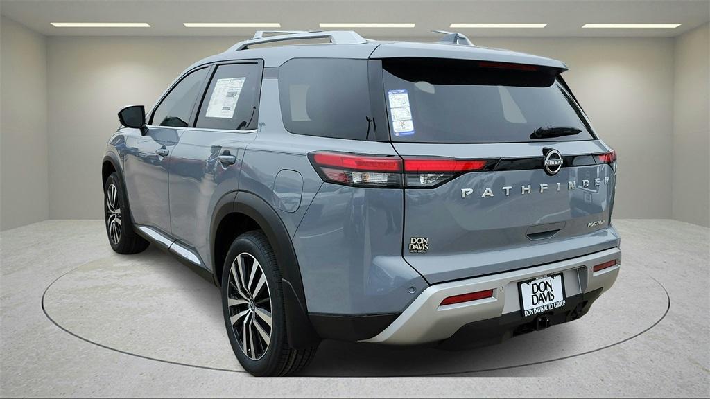 new 2025 Nissan Pathfinder car, priced at $50,617