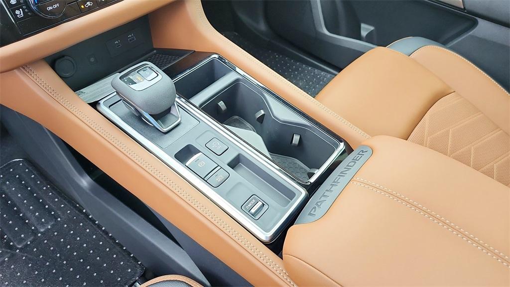 new 2025 Nissan Pathfinder car, priced at $50,617