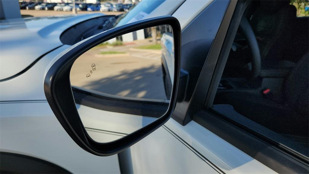 new 2025 Nissan Frontier car, priced at $40,063