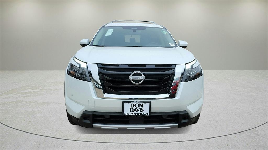 new 2025 Nissan Pathfinder car, priced at $48,299