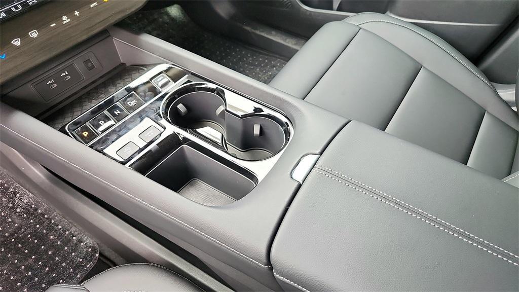 new 2025 Nissan Murano car, priced at $40,975