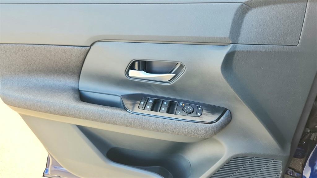 new 2026 Nissan Kicks car, priced at $25,788