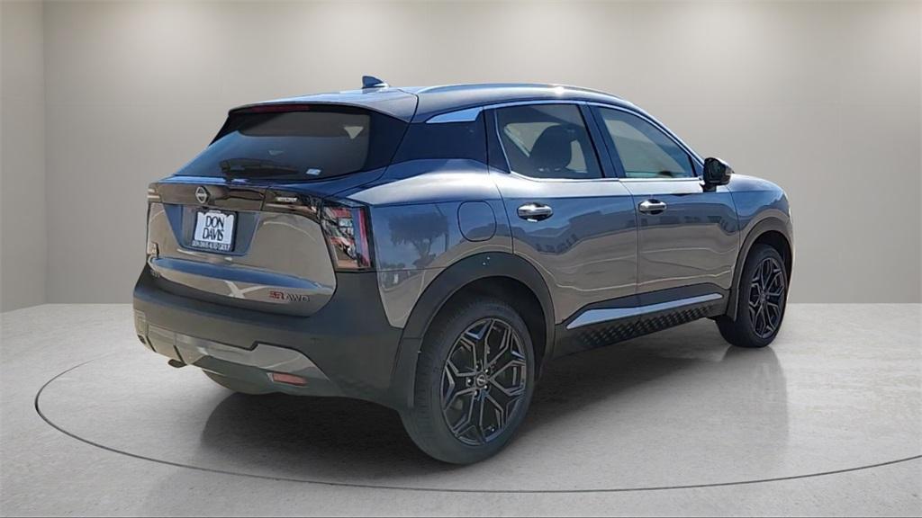 new 2025 Nissan Kicks car, priced at $28,984